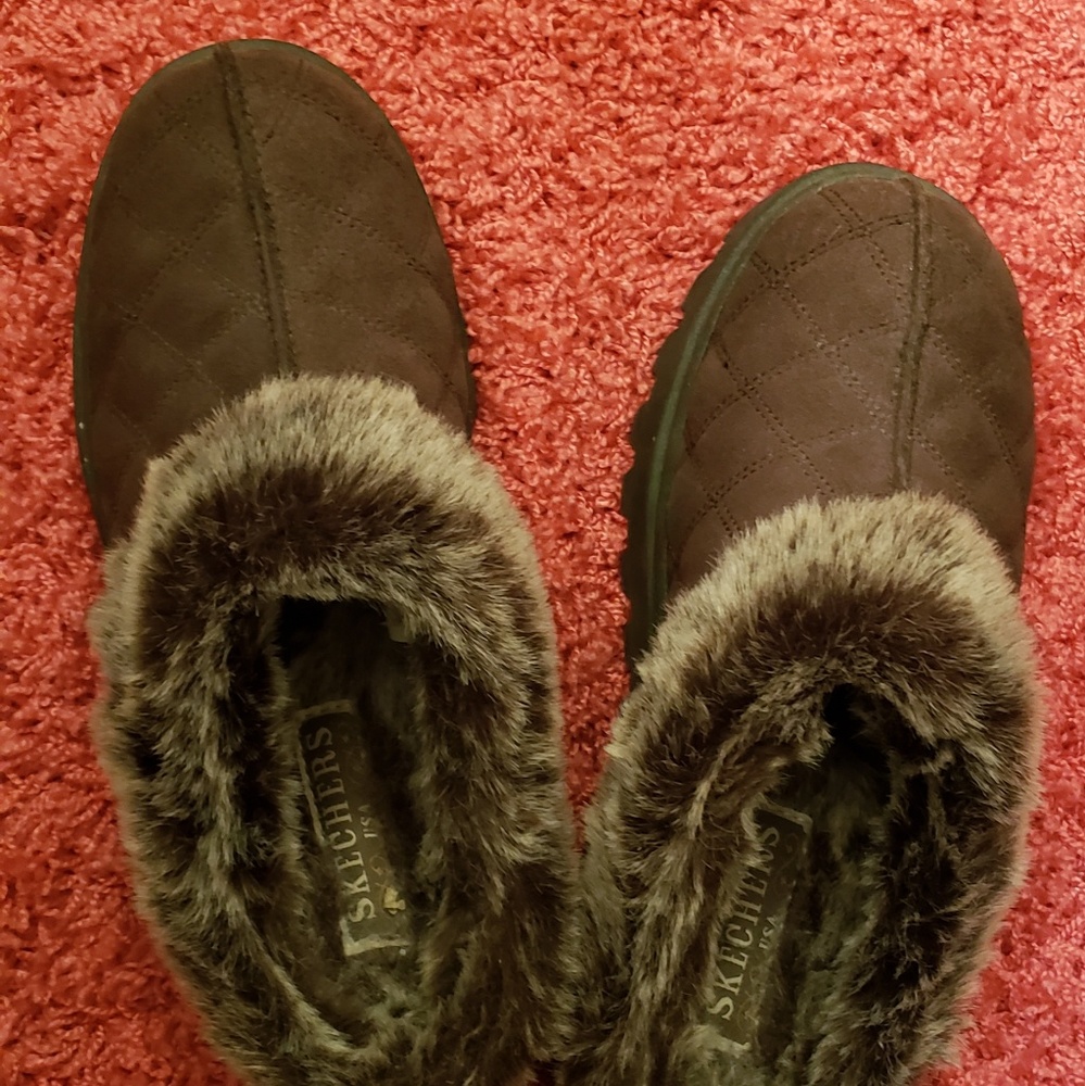Skechers Fur Lined Clogs